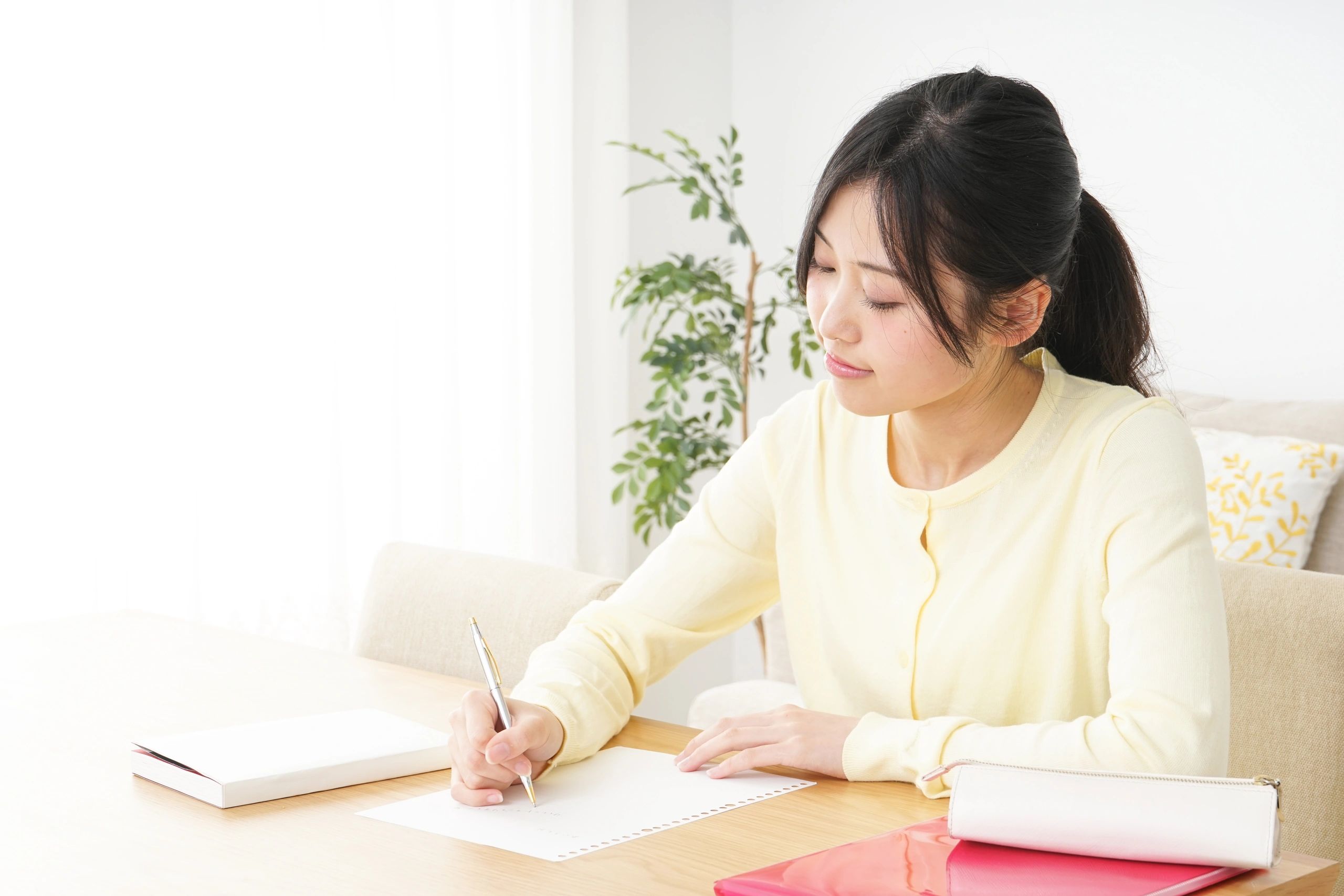 Adult learner preparing for English study at home